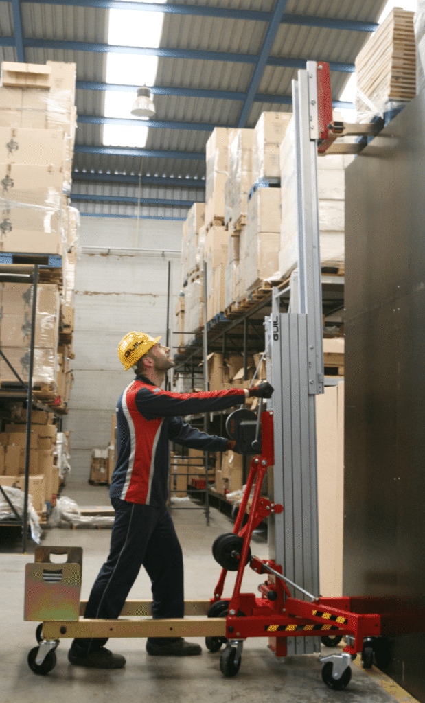 Comach - Podnoścnik towarowy 2